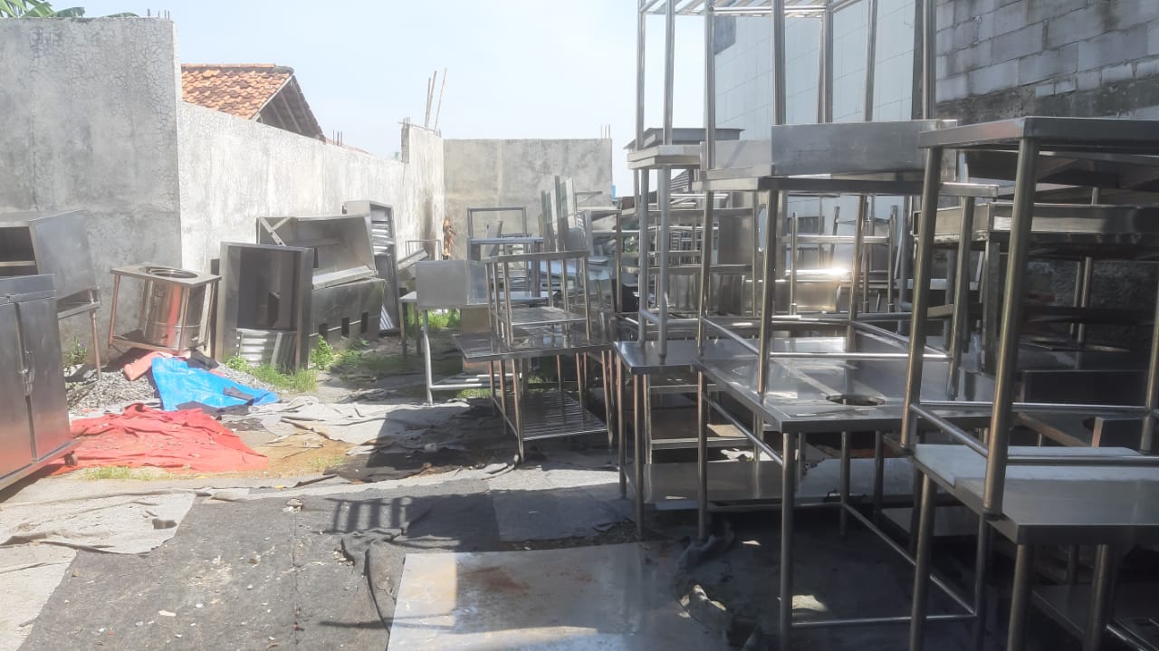 Jual beli barang bekas resto di Bekasi